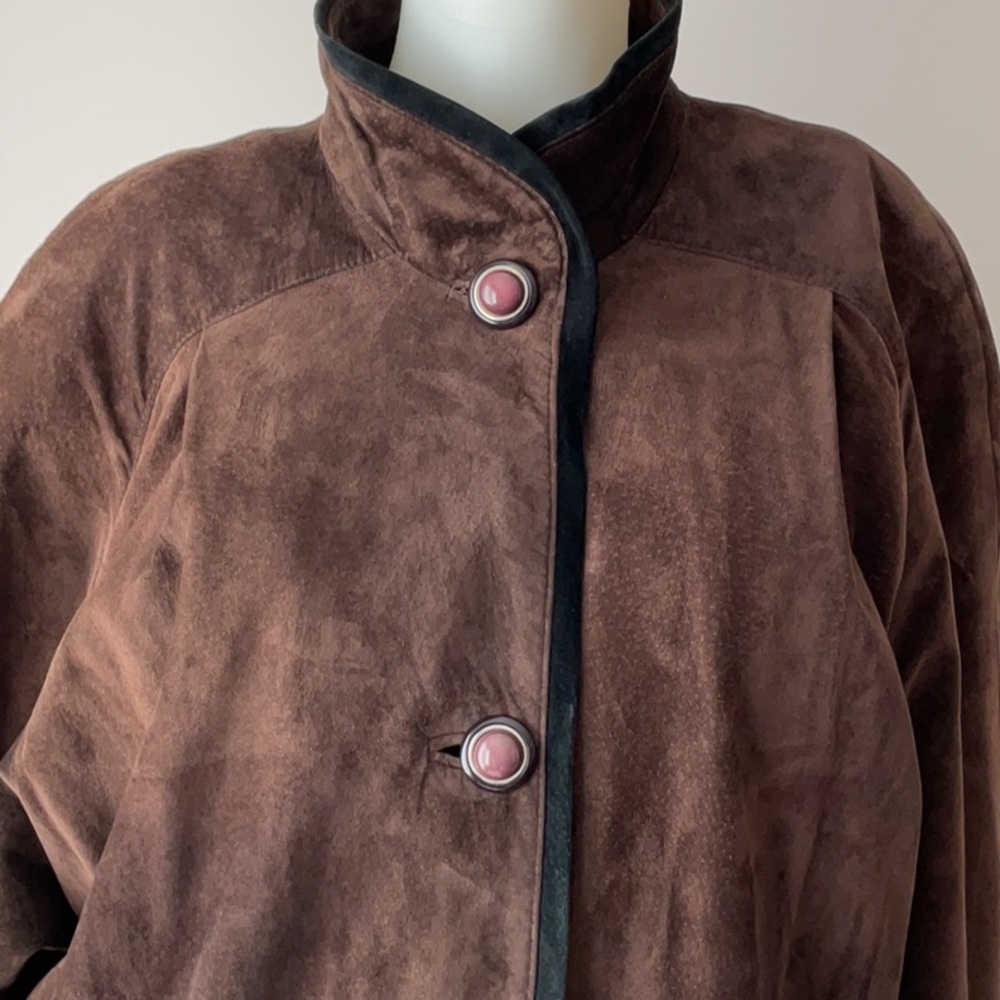 Danier Leather Vintage Suede Coat - Picture 3 of 15